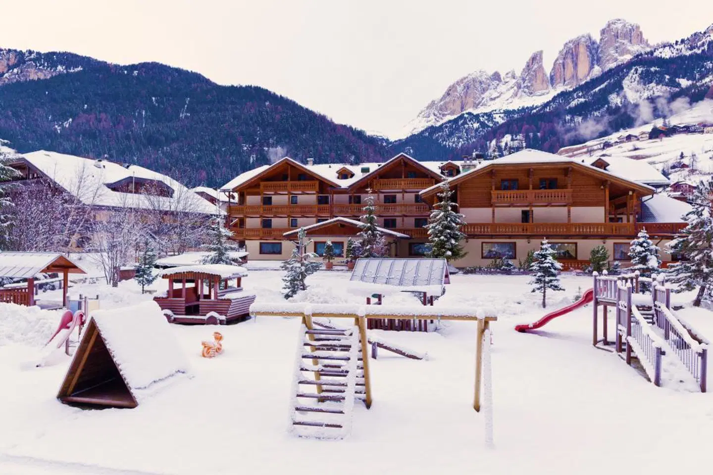 Sella Ronda & Dependance Serenella EXTERIOR