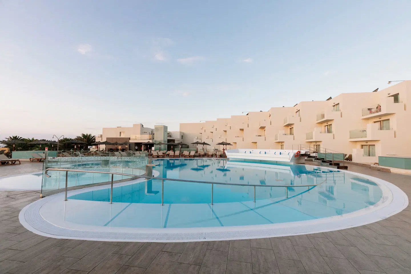 HD Sensarena Adults Only OUTDOOR_POOL