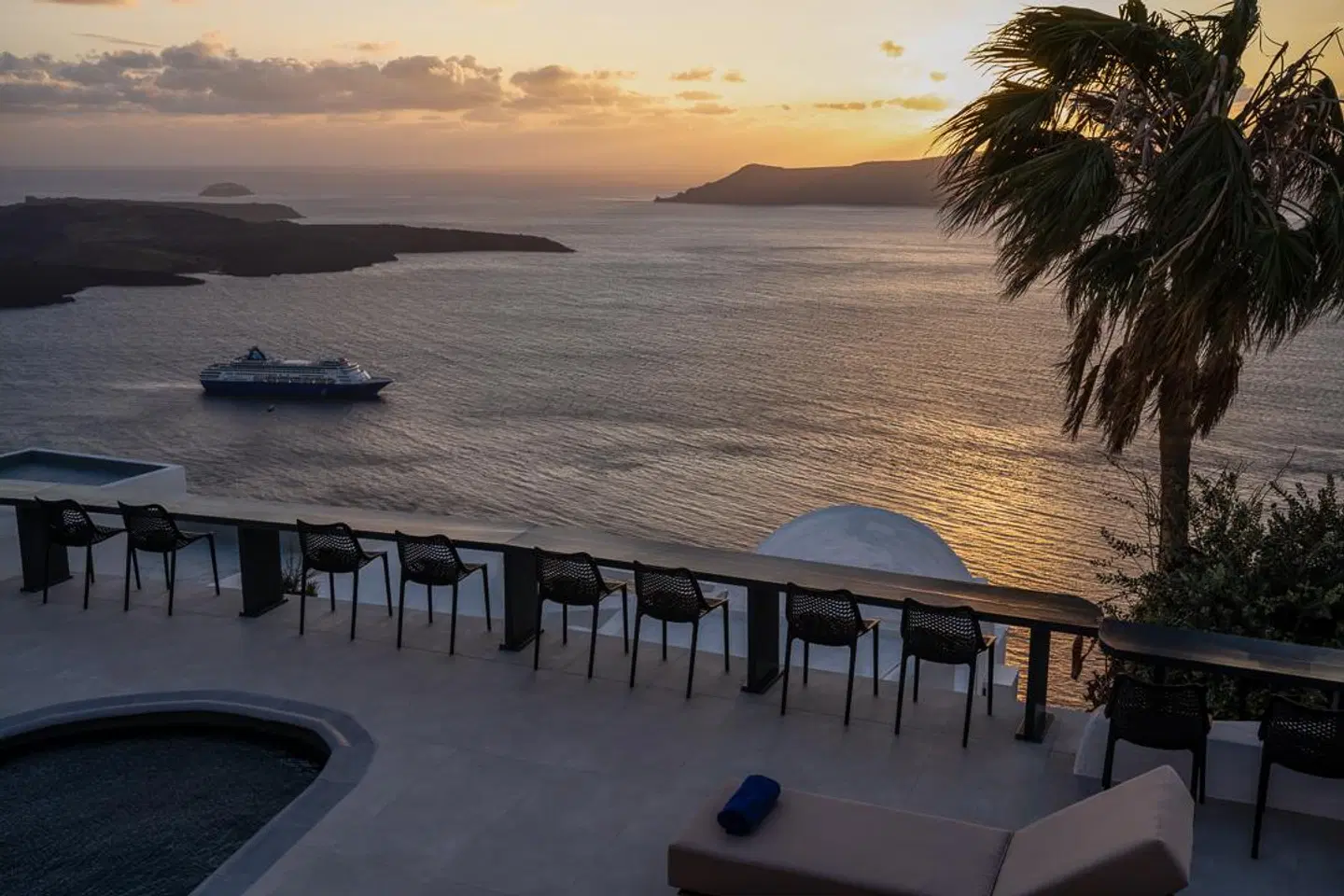 Mill Houses Elegant Suites Terrasse