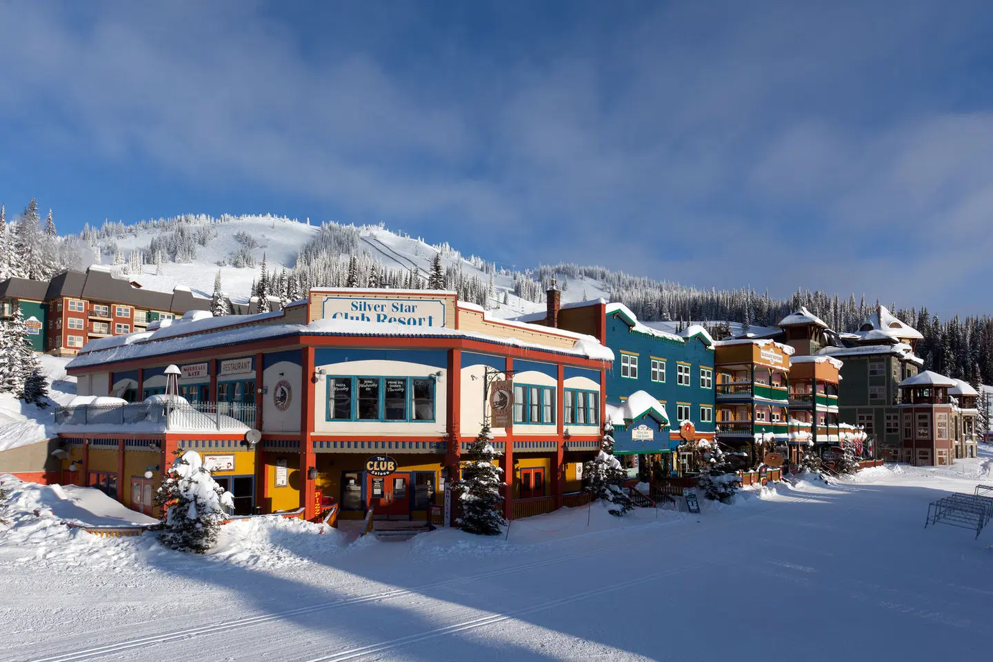 The Vance Creek Hotel & Conference Centre EXTERIOR