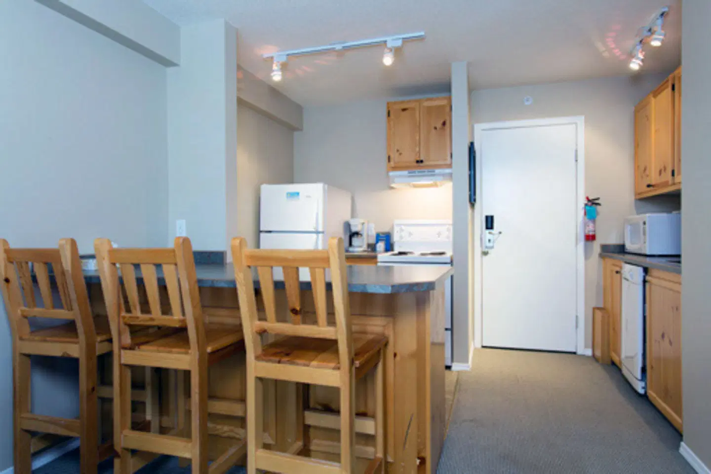 The Vance Creek Hotel & Conference Centre ROOM_EXAMPLE