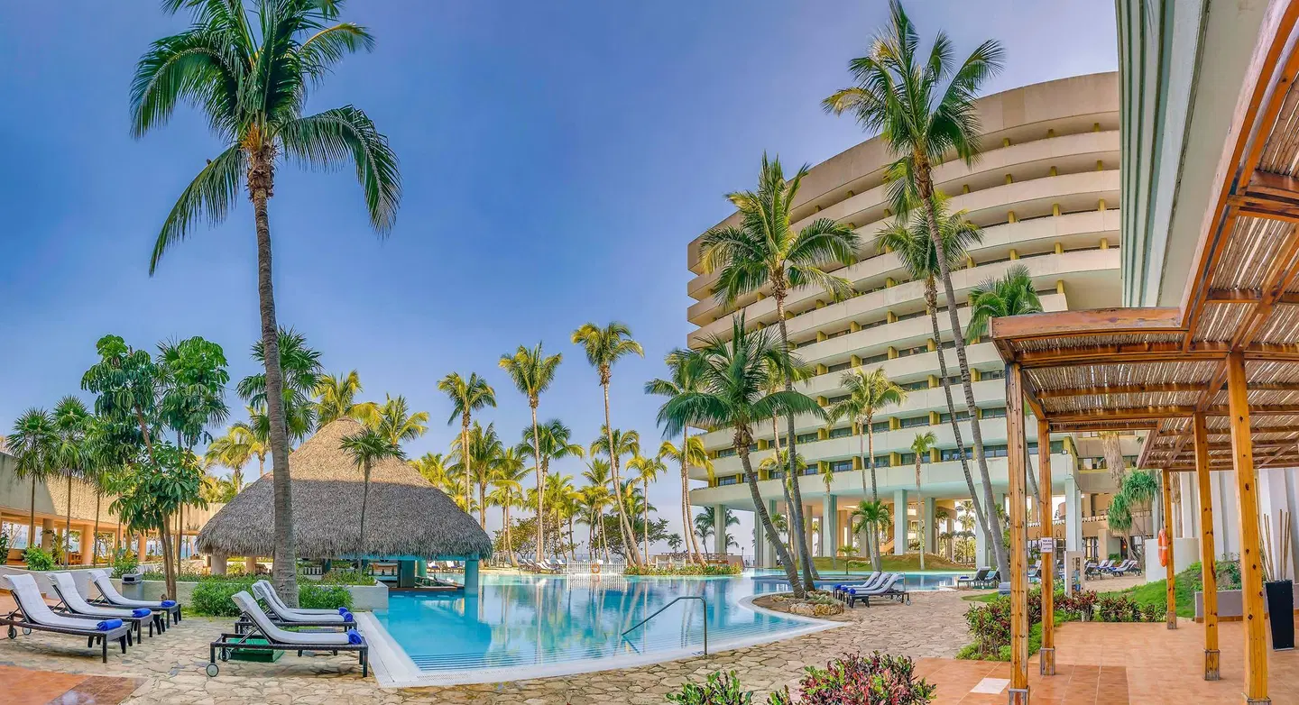 Meliá Habana OUTDOOR_POOL