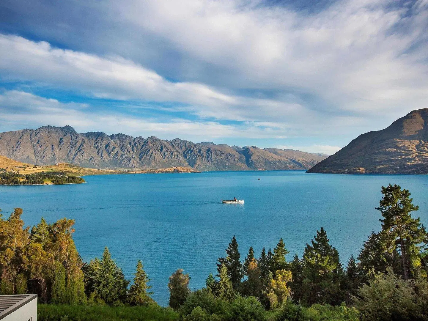 Mercure Queenstown Resort LANDSCAPE