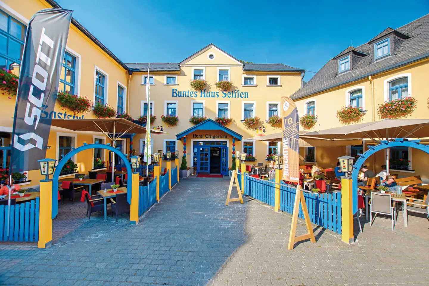 Buntes Haus Hotel Erbgericht EXTERIOR