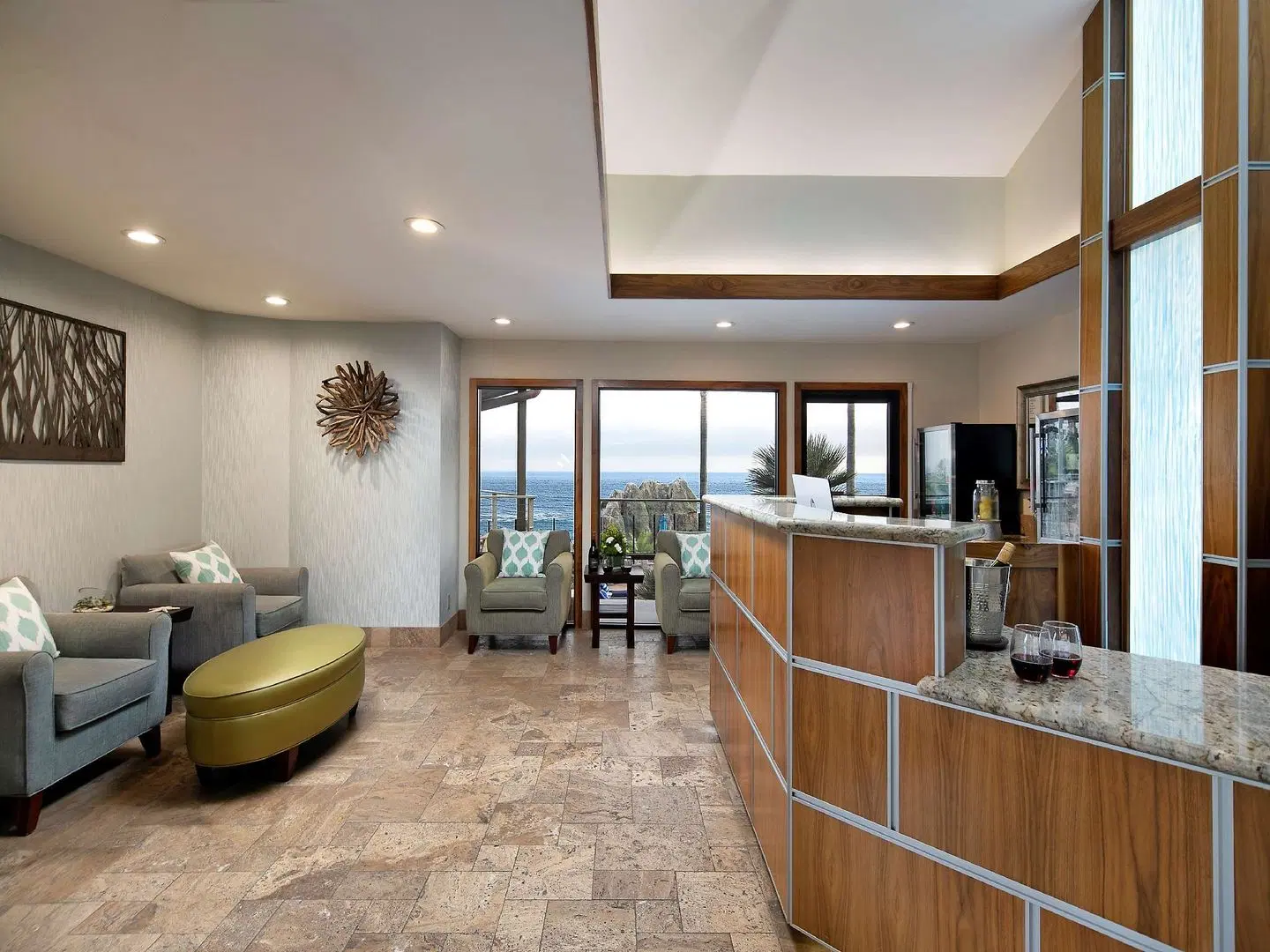 Inn at the Cove Bar