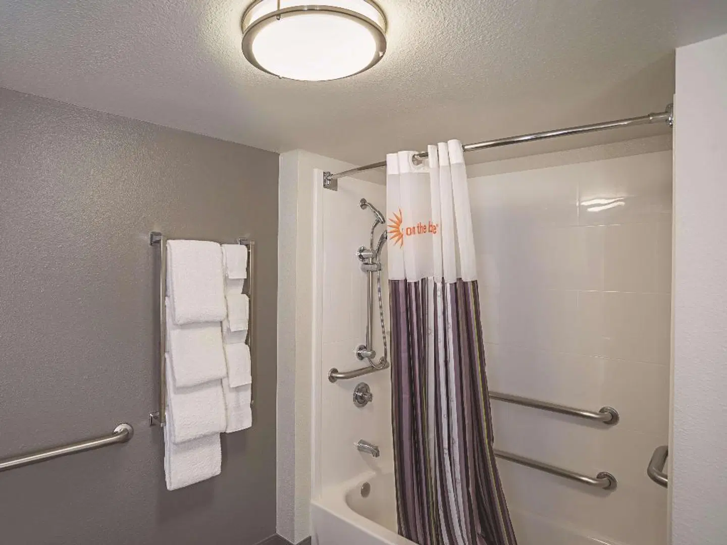 La Quinta Inn & Suites Flagstaff Badezimmer