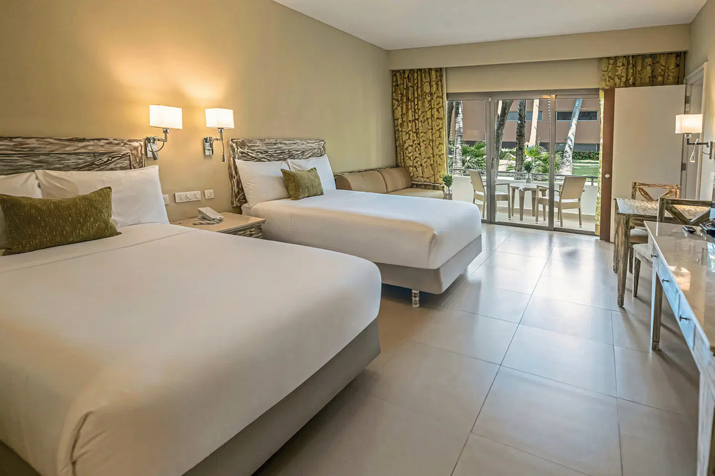 Iberostar Waves Dominicana ROOM_EXAMPLE