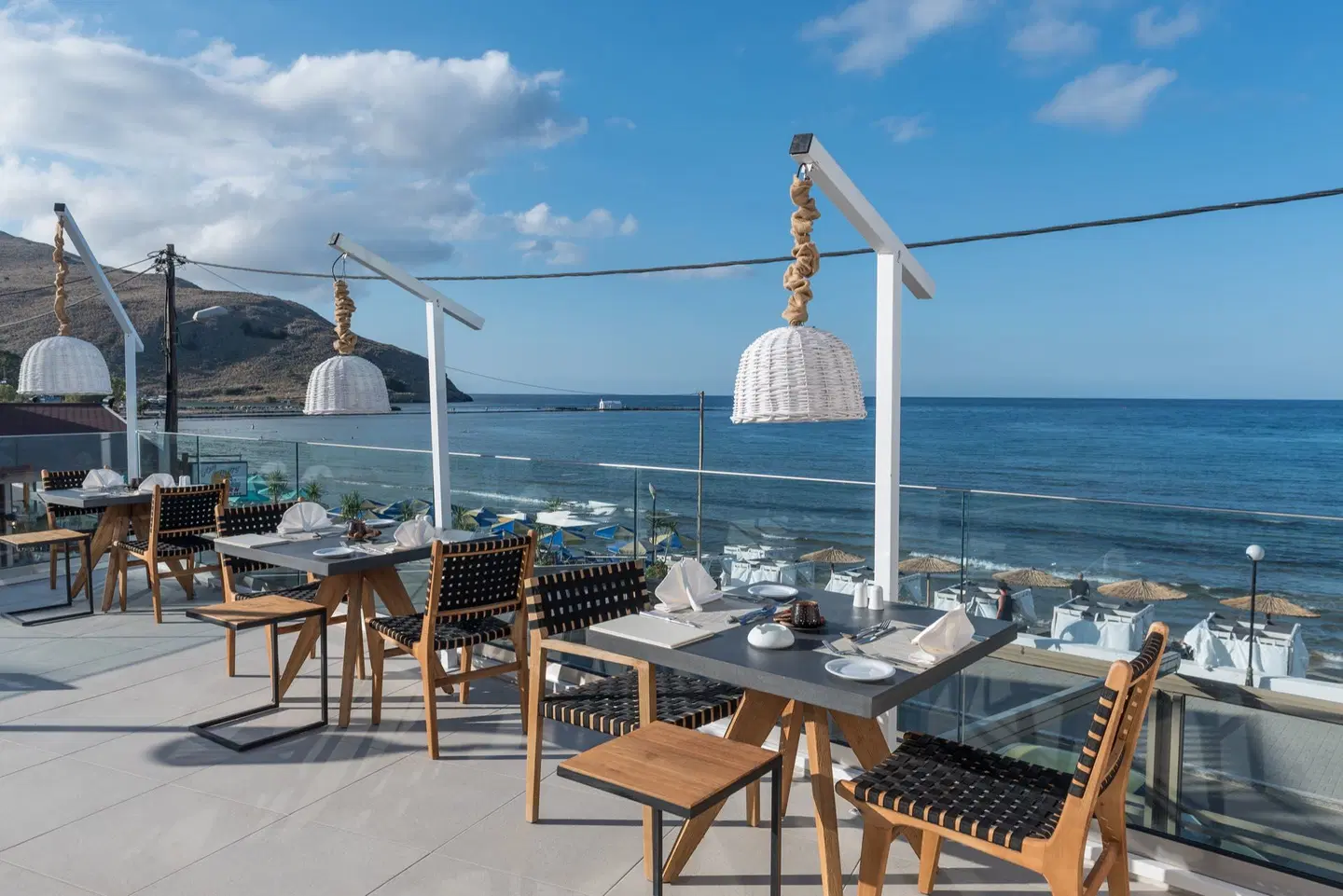 Epos Luxury Beach Hotel Terrasse