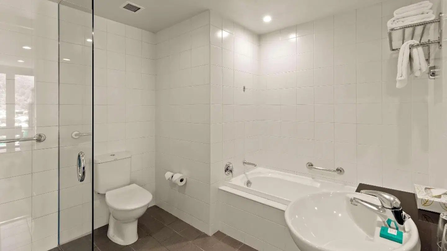 Scenic Suites Queenstown Badezimmer