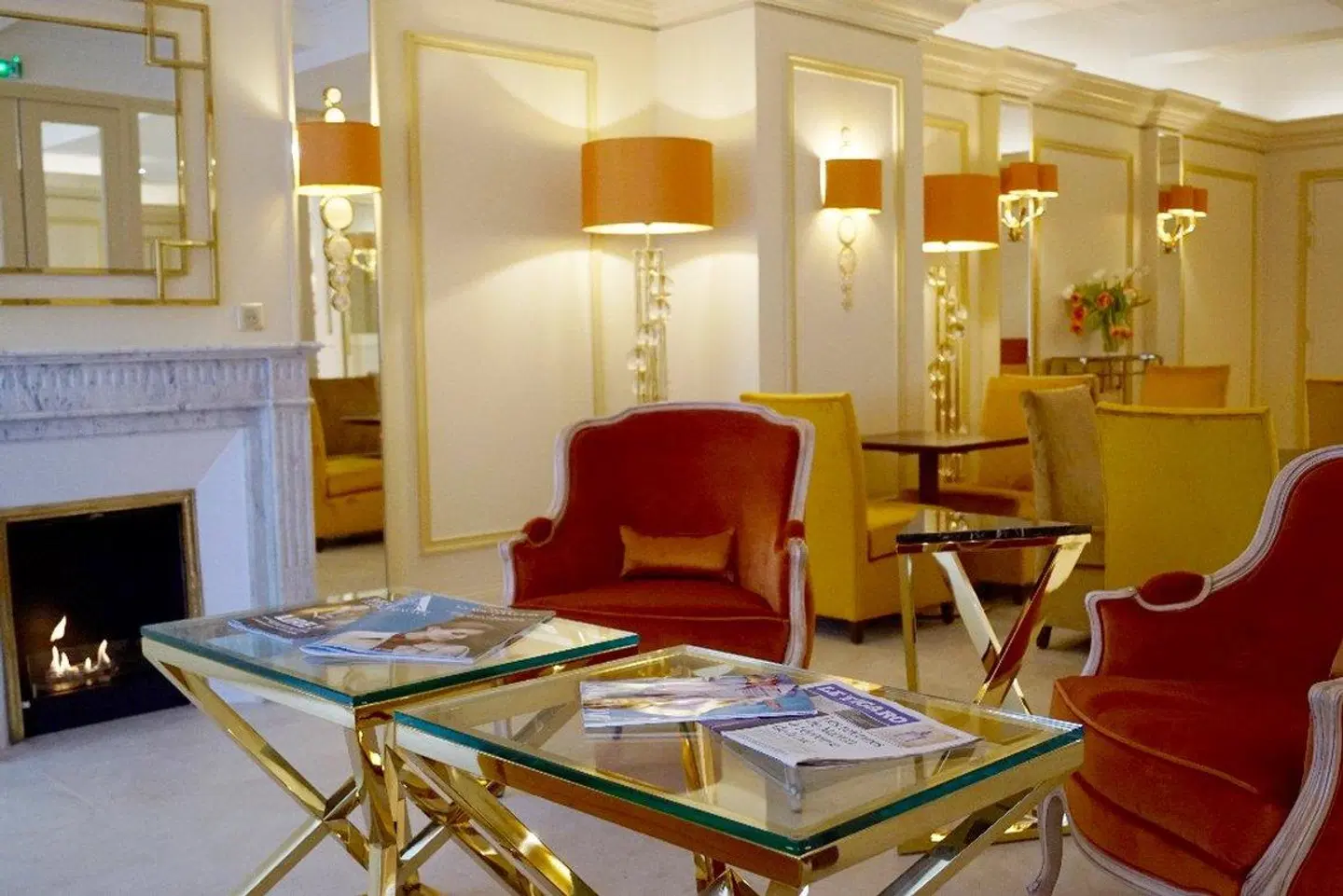 De Suede Saint Germain LOUNGE_LOBBY