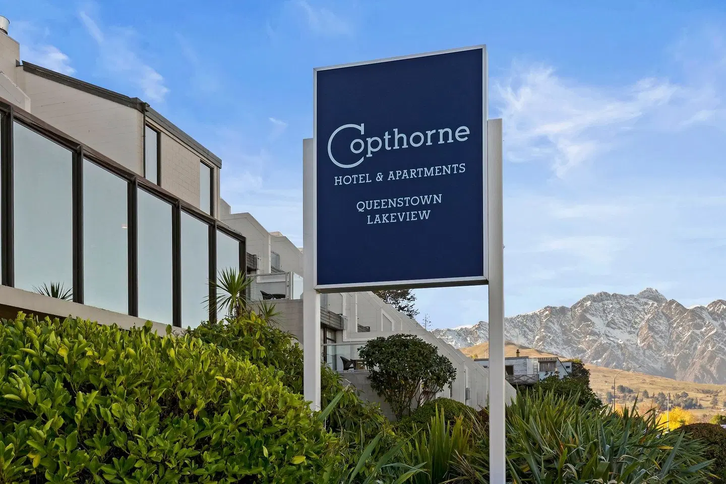 Copthorne Hotel & Apartments Queenstown Lakeview EXTERIOR
