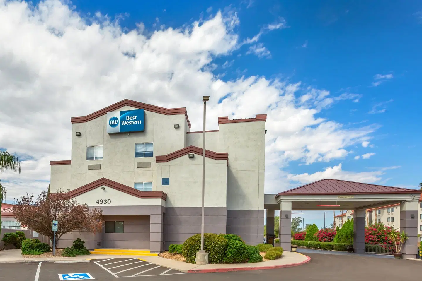 Best Western Gold Poppy Inn EXTERIOR