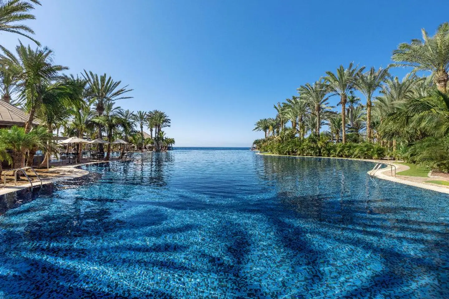Unique Club at Lopesan Costa Meloneras Resort OUTDOOR_POOL