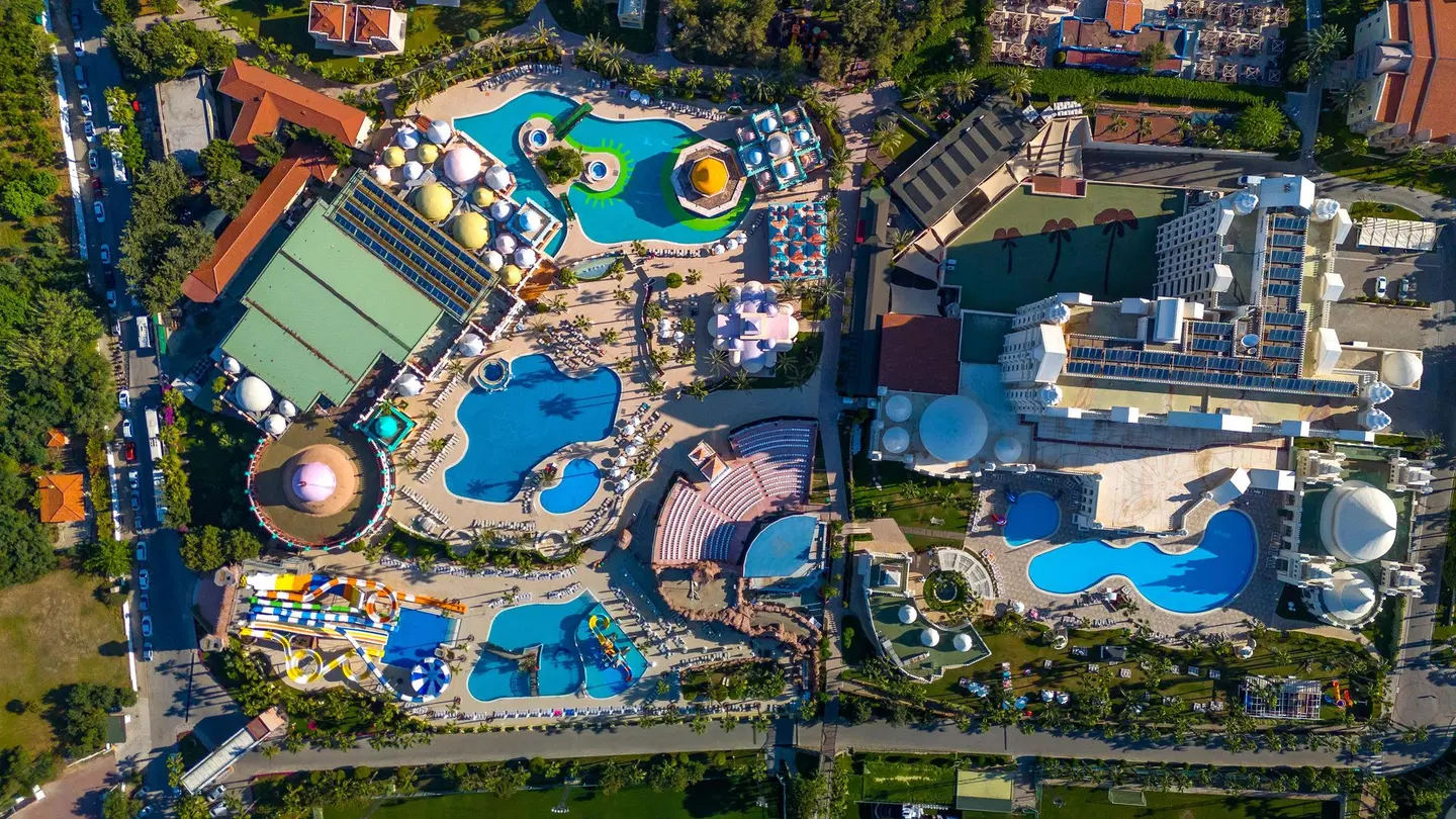 Kamelya Aishen Club OUTDOOR_POOL
