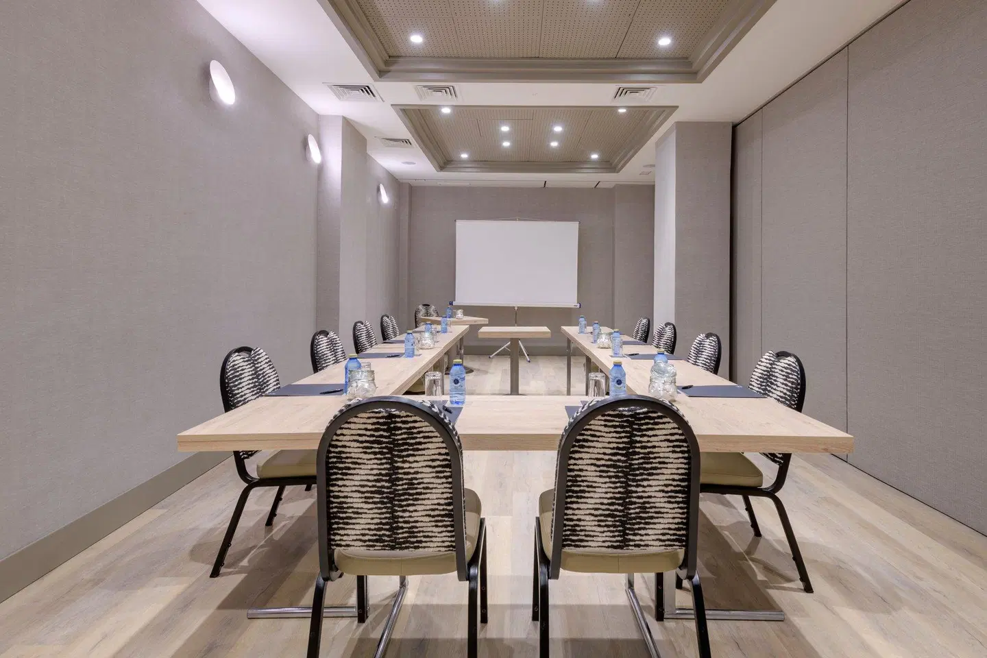 AC Hotel by Marriott Carlton Madrid Konferenz