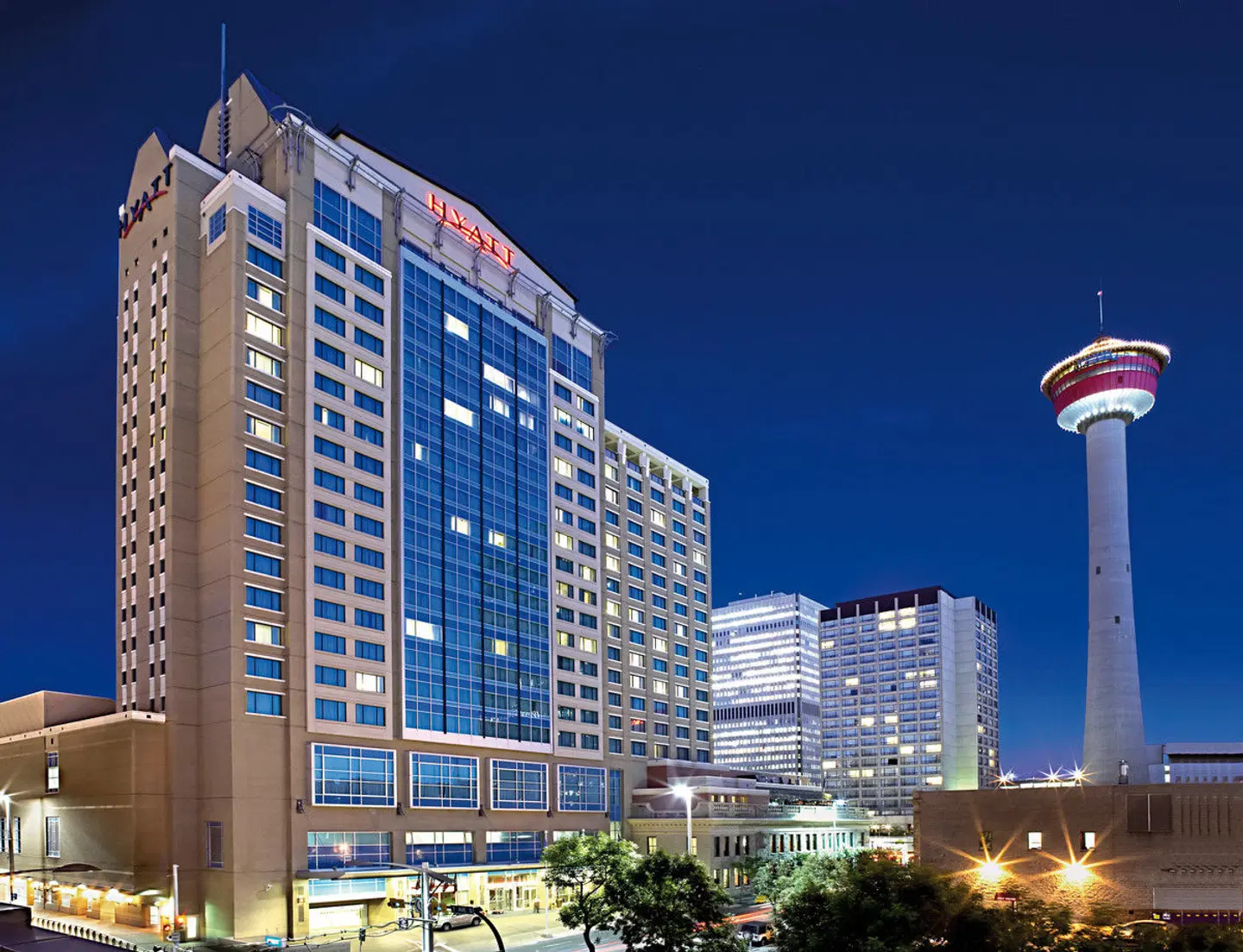 Hyatt Regency Calgary EXTERIOR