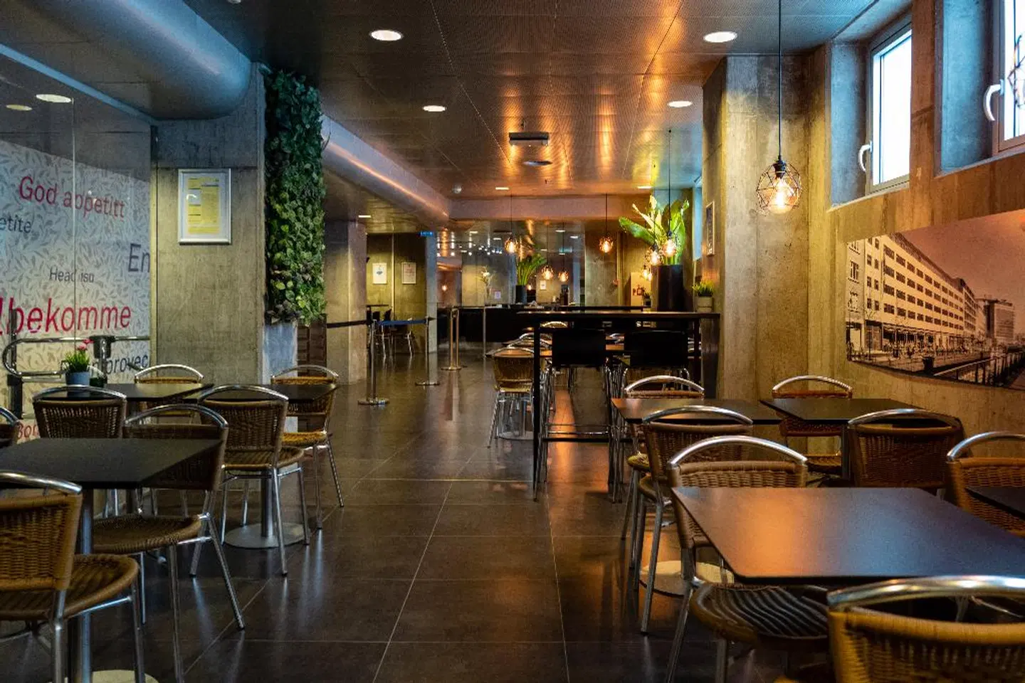 Cabinn Metro Bar