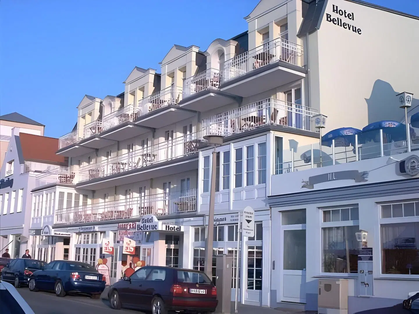 Bellevue EXTERIOR