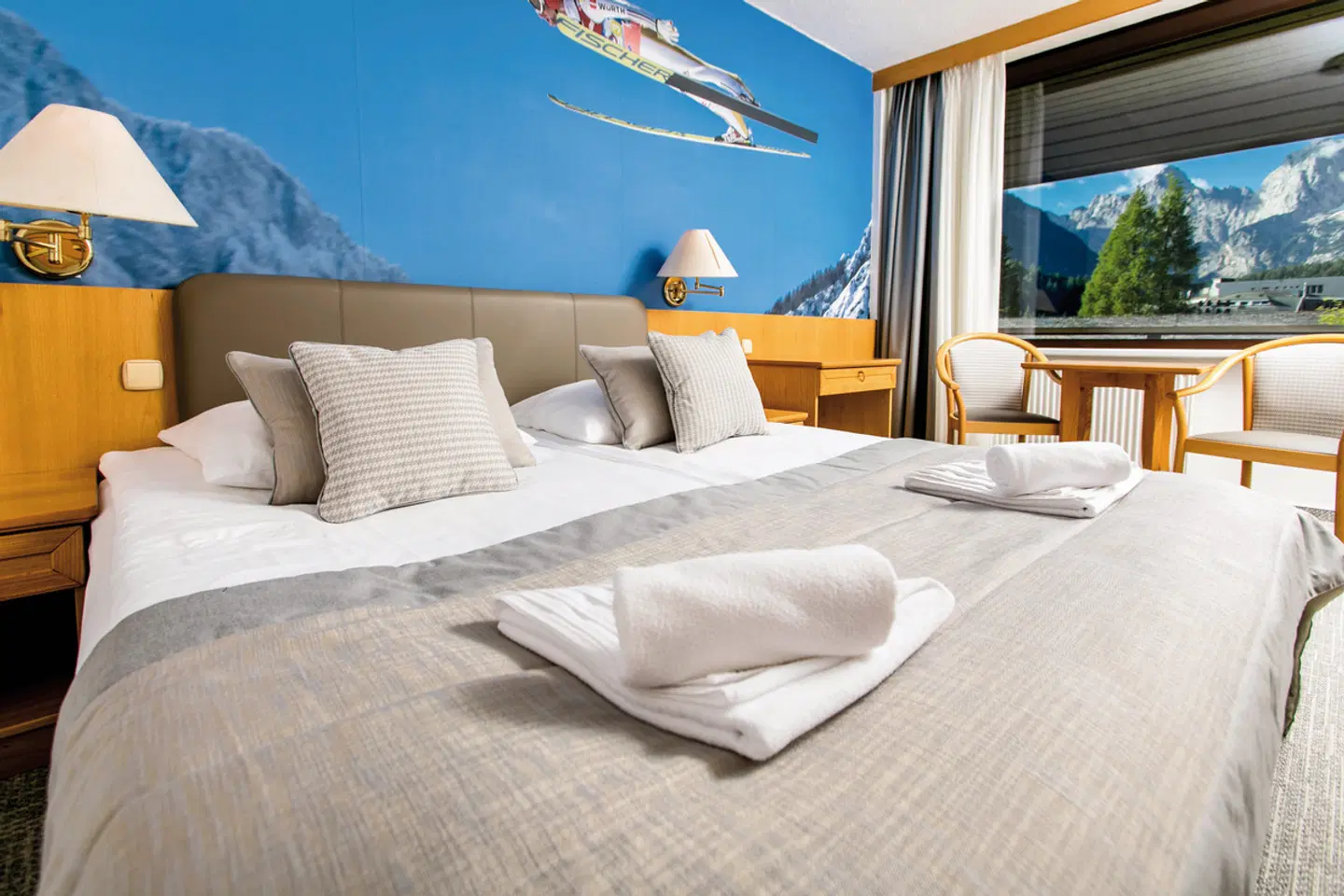 Kompas ROOM_EXAMPLE