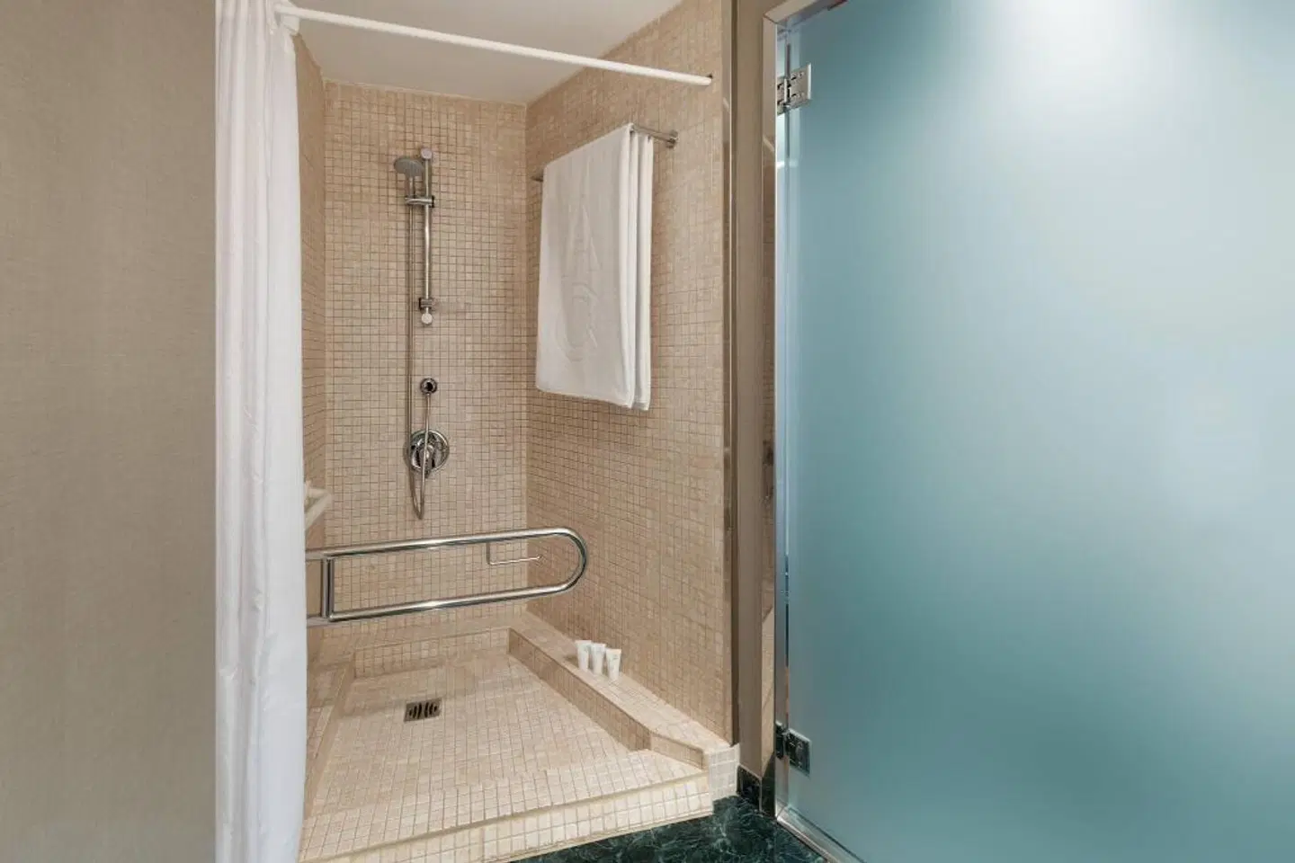 AC Hotel by Marriott Gran Canaria Badezimmer