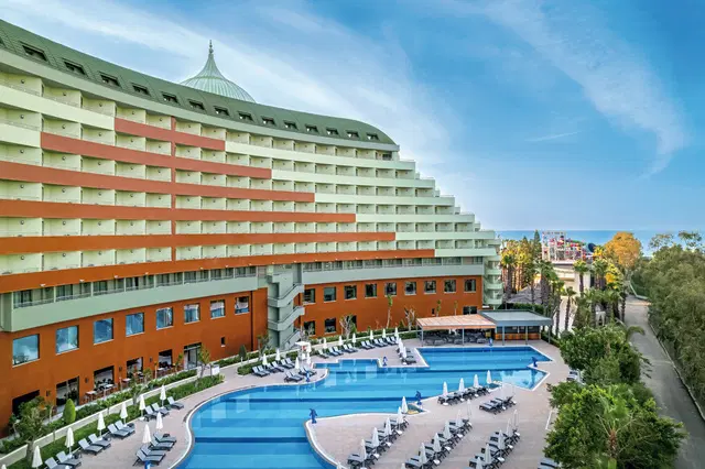 Delphin Palace EXTERIOR