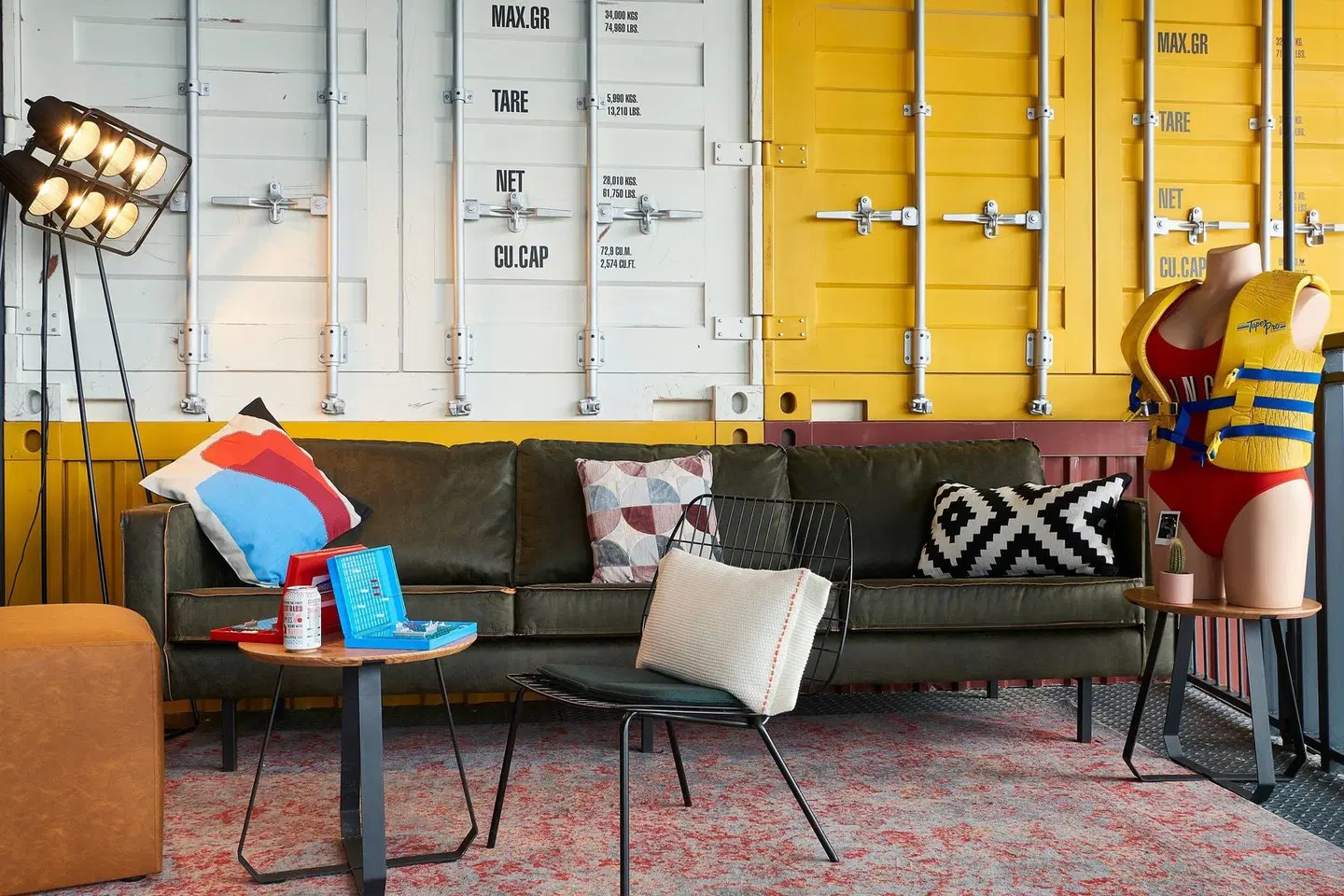 Moxy Southampton LOUNGE_LOBBY