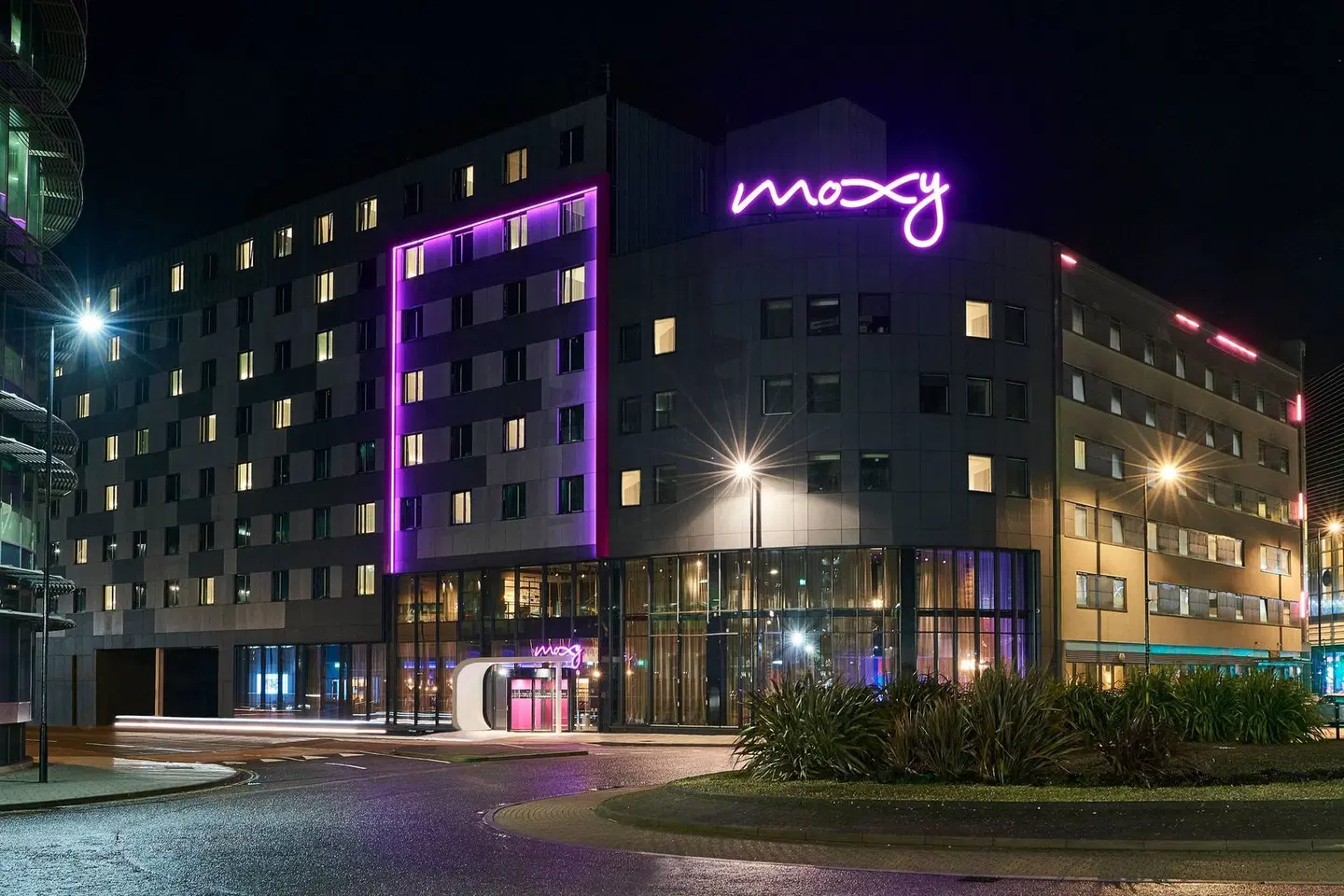 Moxy Southampton EXTERIOR