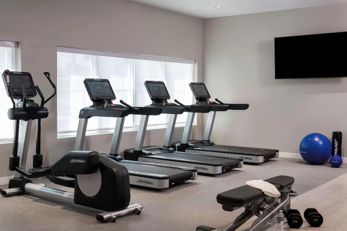 DoubleTree Suites by Hilton Naples SPORTS_AND_LEISURE
