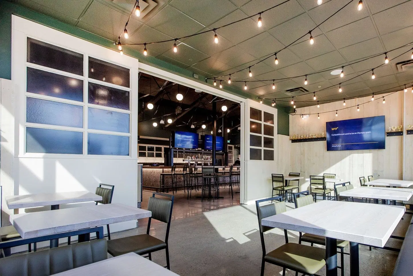 Four Points by Sheraton Edmonton Gateway Restaurant