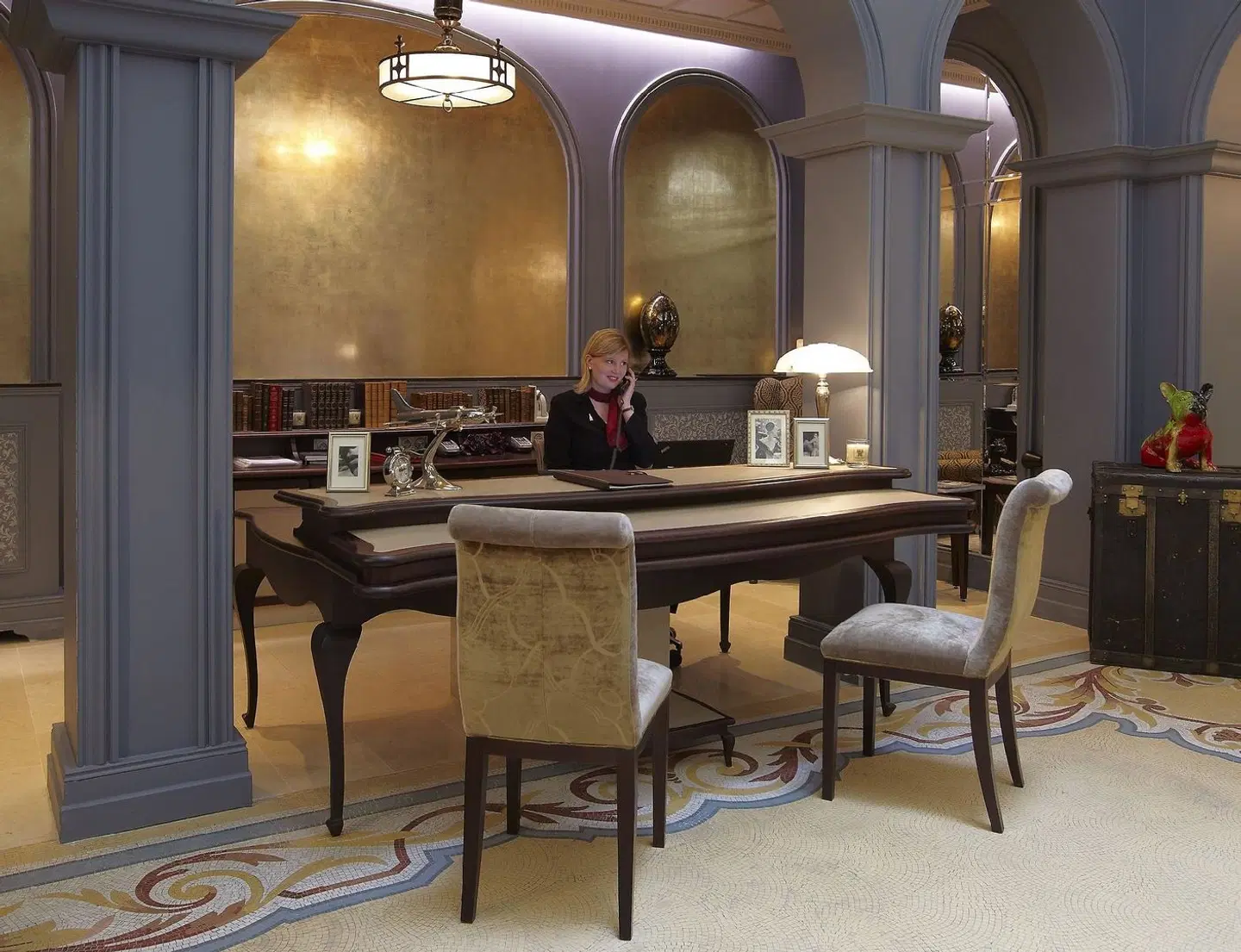 La Clef Louvre Paris by The Crest Collection Bar