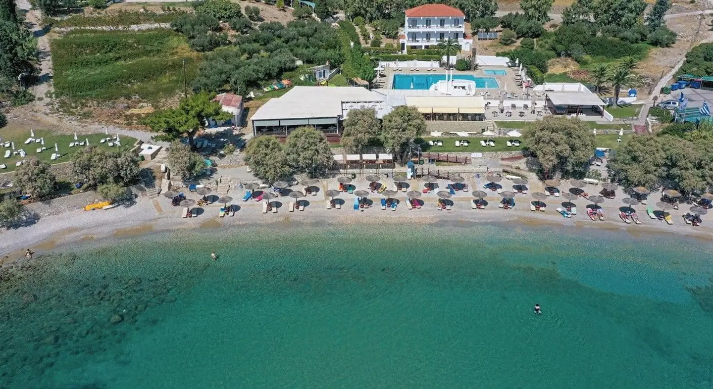 Glicorisa Beach EXTERIOR