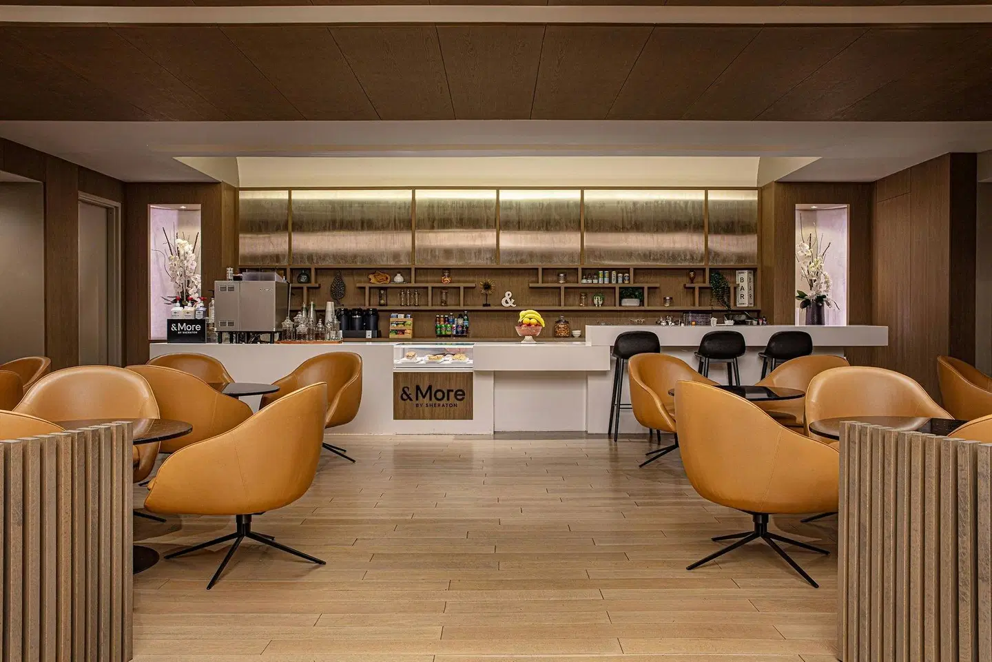 Sheraton LaGuardia East Hotel Bar