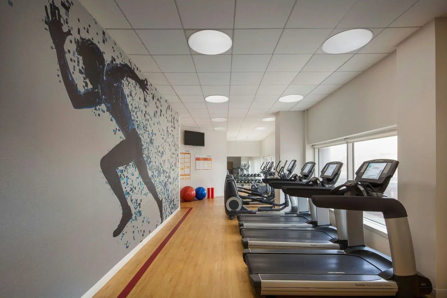 Sheraton LaGuardia East Hotel SPORTS_AND_LEISURE
