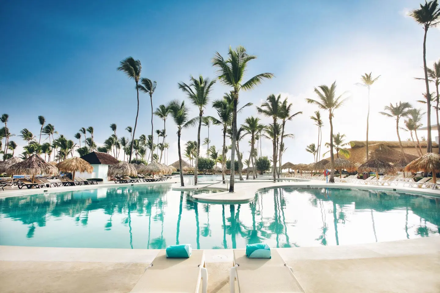 Iberostar Waves Dominicana OUTDOOR_POOL