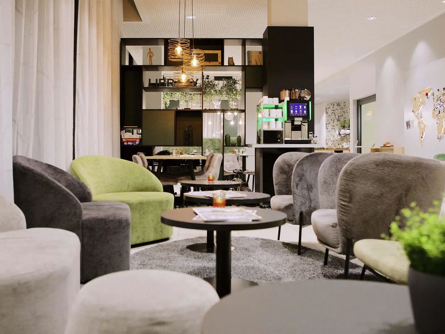 Aparthotel Adagio Access Freiburg Bar