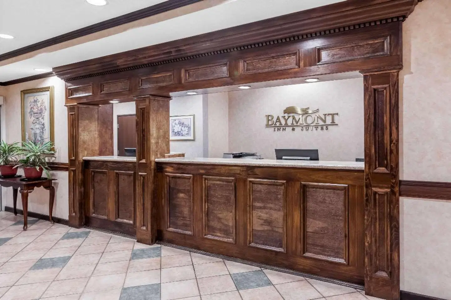 Baymont by Wyndham Grand Rapids N/Walker LOUNGE_LOBBY