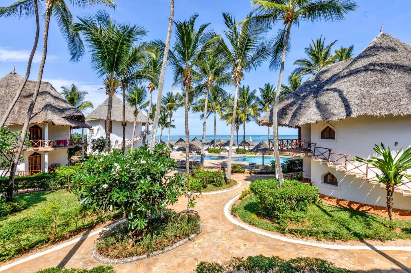 AHG Waridi Beach Resort & Spa EXTERIOR