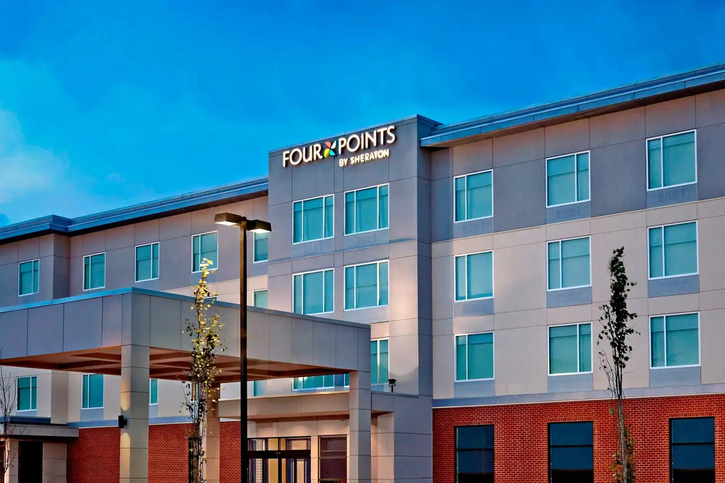 Four Points by Sheraton Edmonton International Airport EXTERIOR