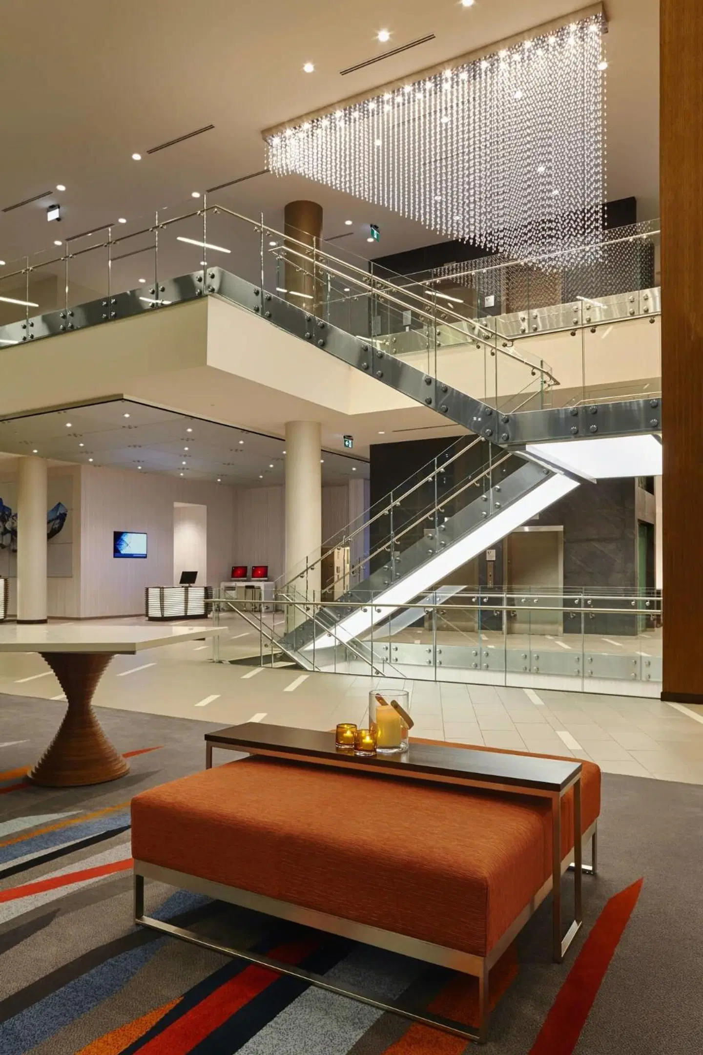 Calgary Airport Marriott In-Terminal Hotel LOUNGE_LOBBY