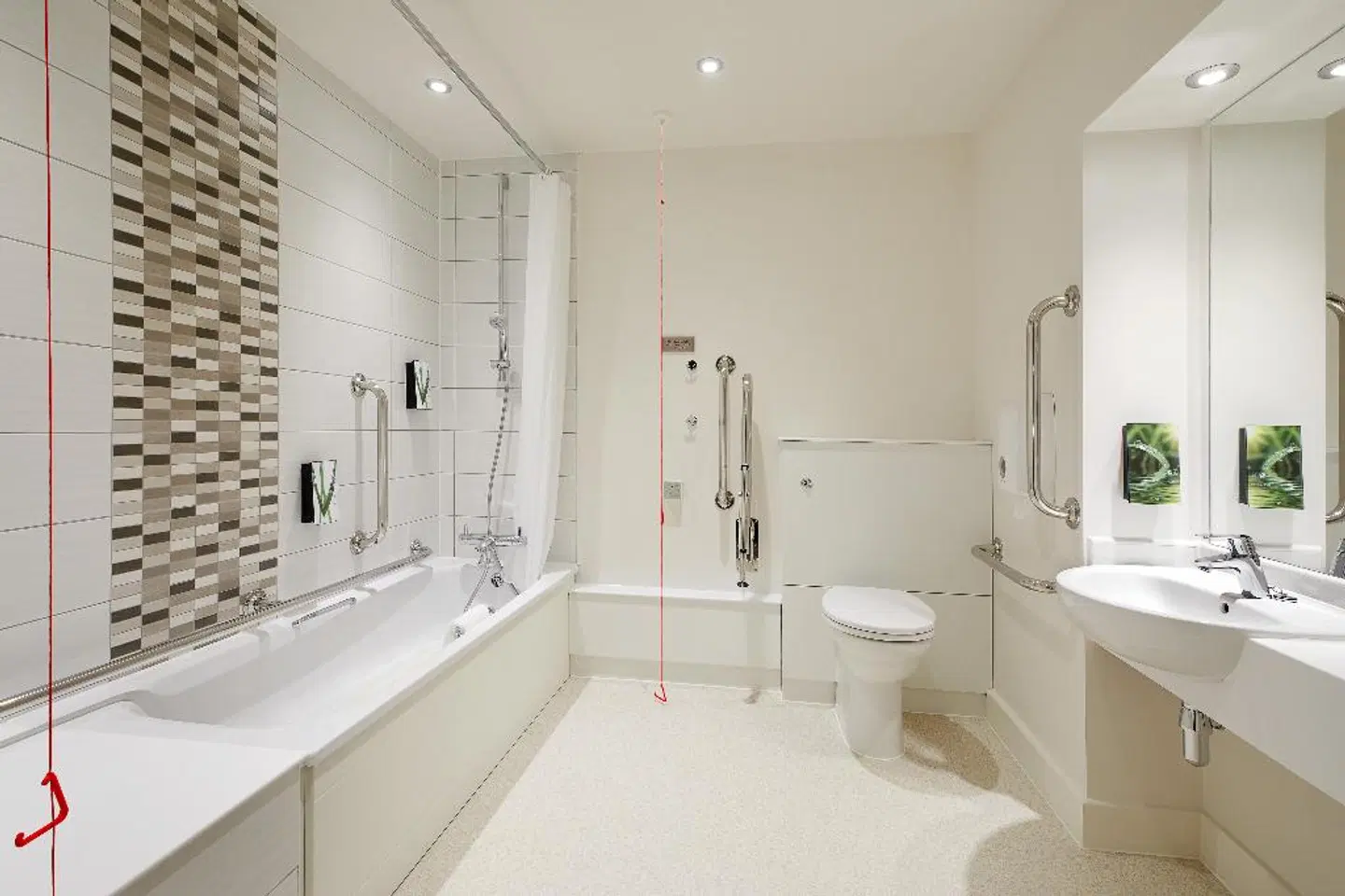 Premier Inn Brighton City Centre Badezimmer