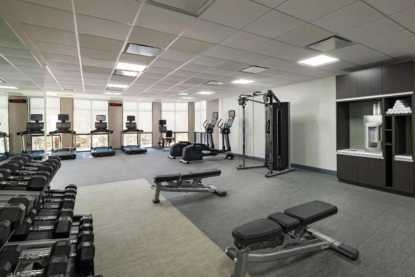 Courtyard by Marriott Austin Airport SPORTS_AND_LEISURE