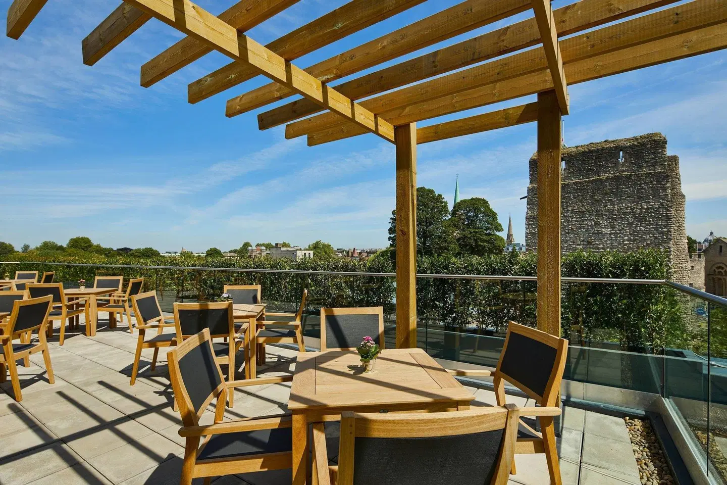 Courtyard by Marriott Oxford City Centre Terrasse