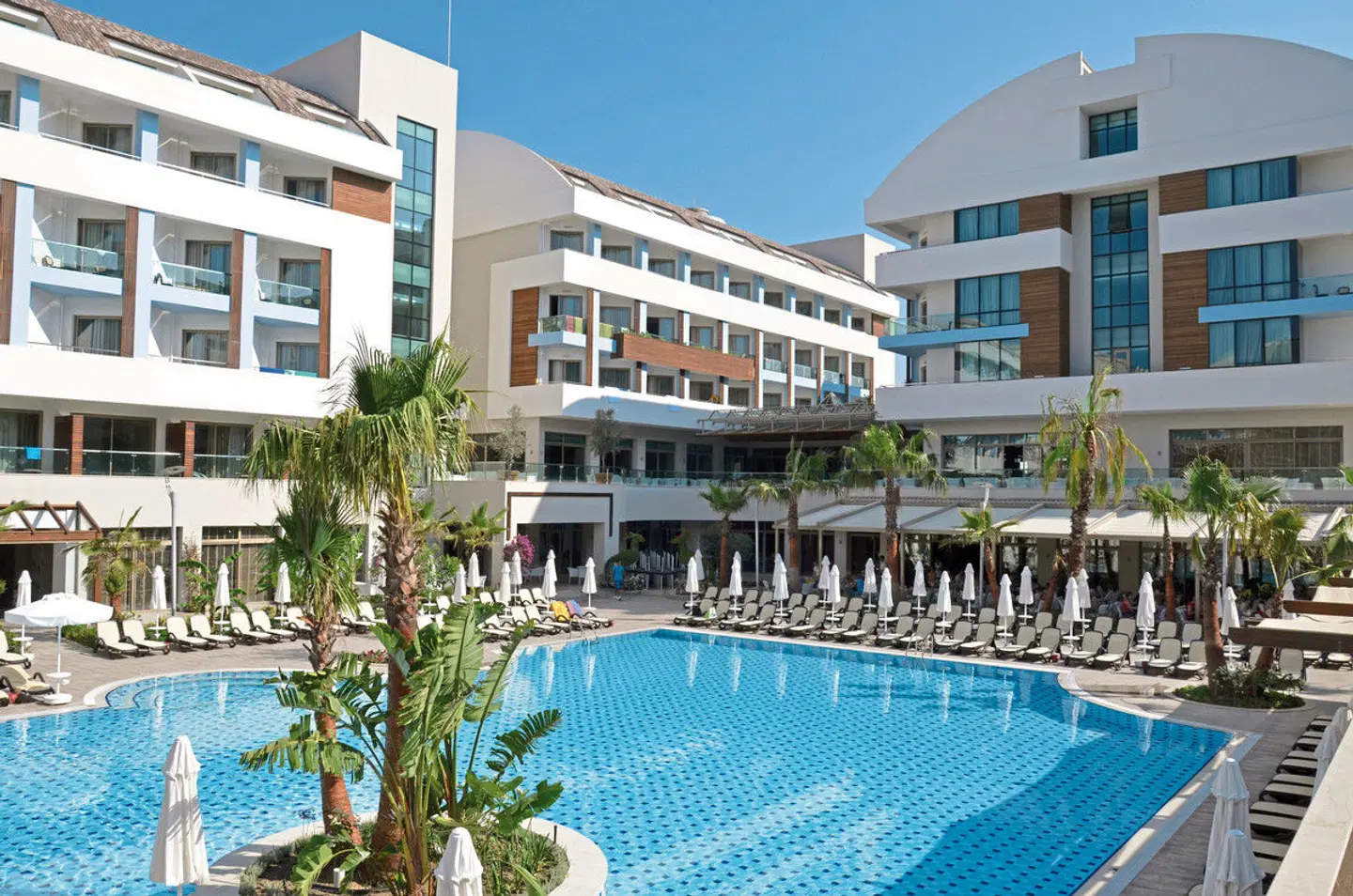 Port Side Resort Hotel OUTDOOR_POOL