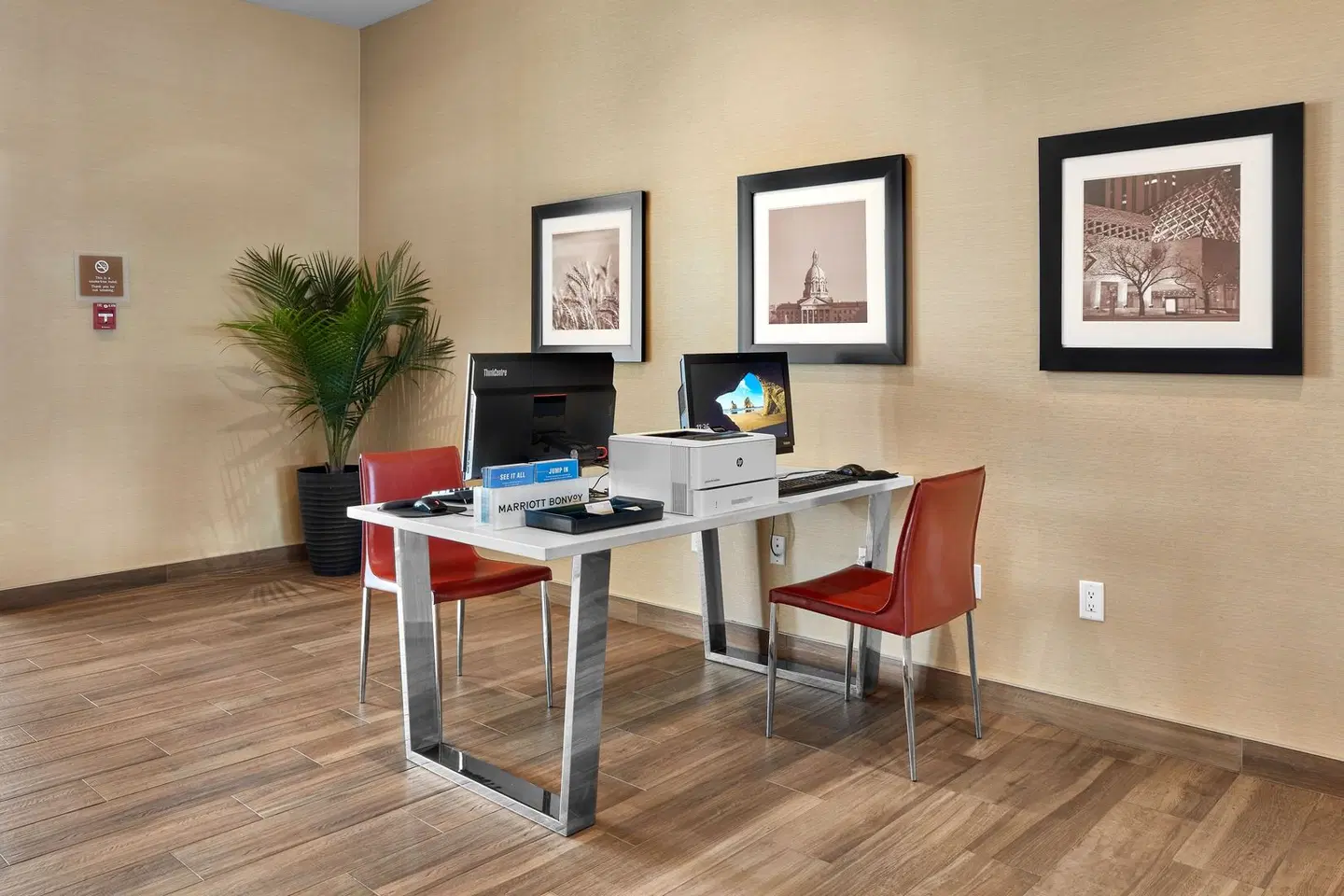 Four Points by Sheraton Sherwood Park ROOM_EXAMPLE