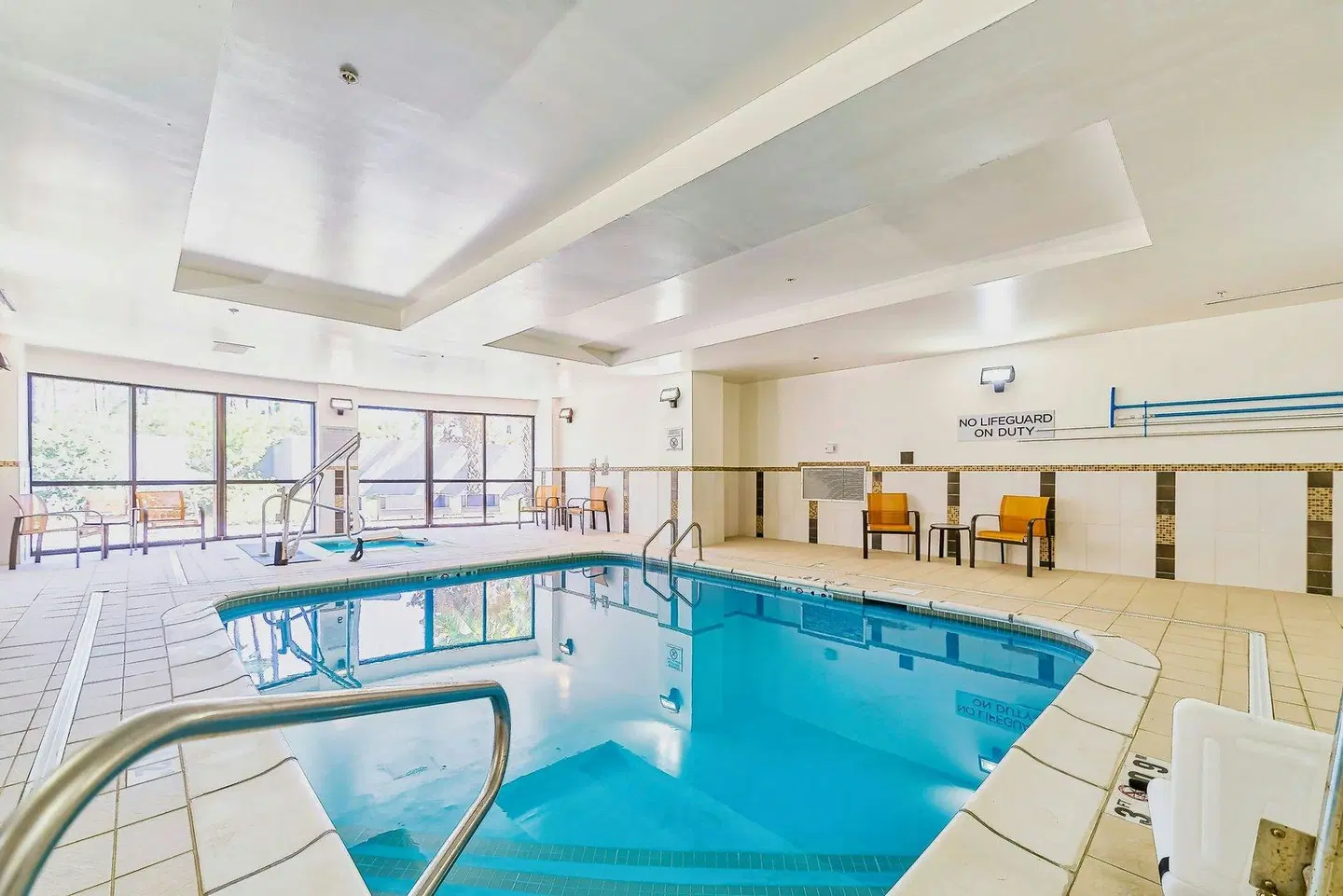 Courtyard by Marriott Biloxi North/D'Iberville Hallenbad
