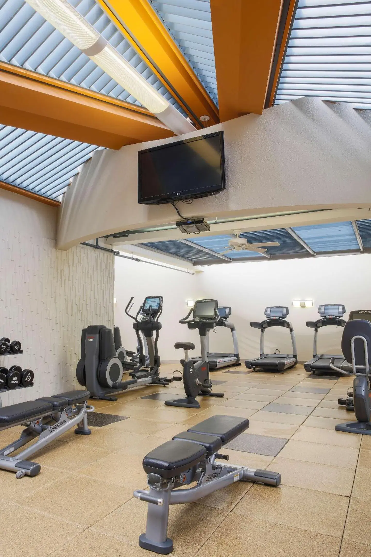 DoubleTree by Hilton Rochester SPORTS_AND_LEISURE