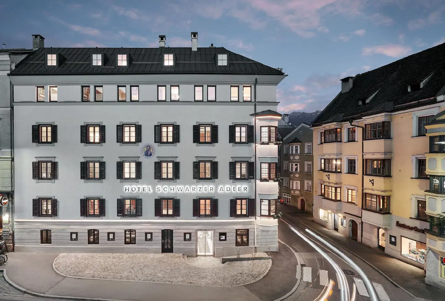 Hotel Schwarzer Adler EXTERIOR