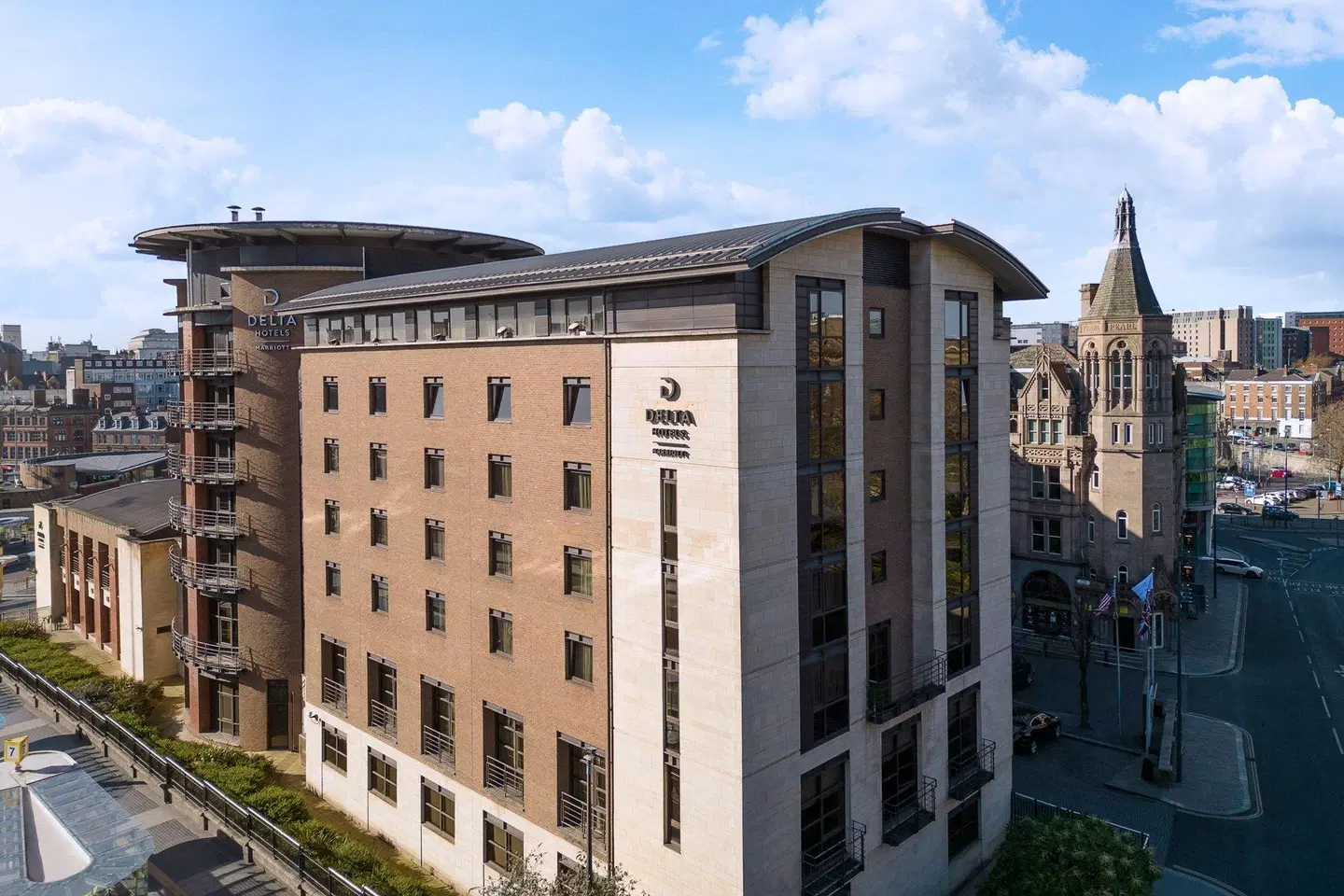 Delta Hotels by Marriott Liverpool City Centre EXTERIOR