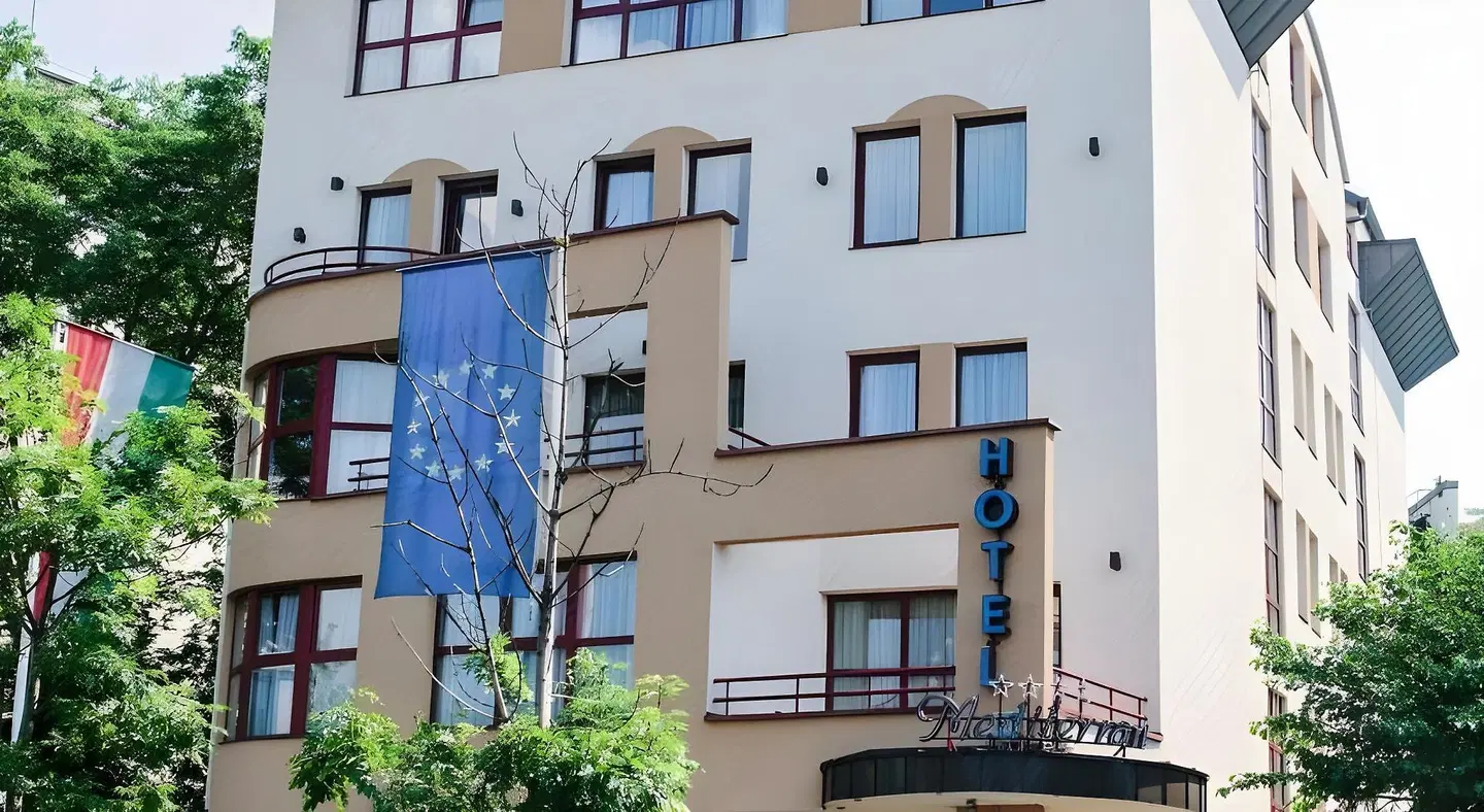 Mediterran EXTERIOR