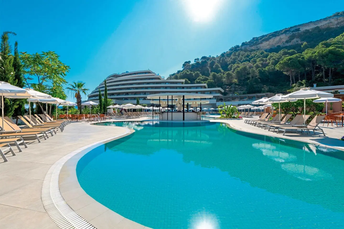 Olympic Palace OUTDOOR_POOL